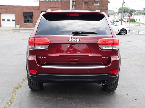 Used 2018 Jeep Grand Cherokee Limited AWD/4WD image 9