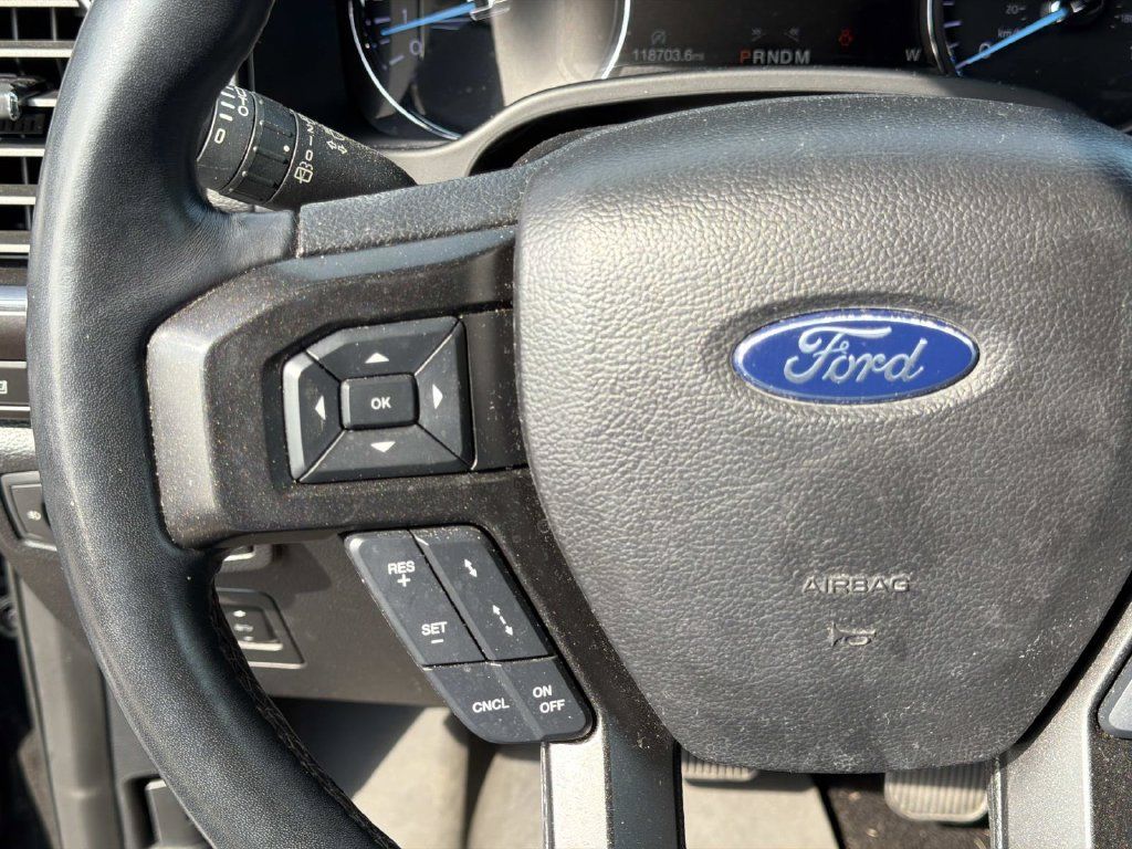 Used 2018 Ford Expedition Limited w/ Equipment Group 302A RWD image 23