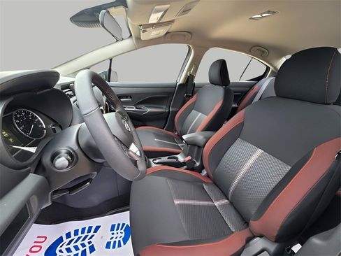 New 2025 Nissan Versa SR w/ Trunk Package image 17