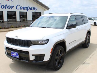 Used 2023 Jeep Grand Cherokee L Laredo