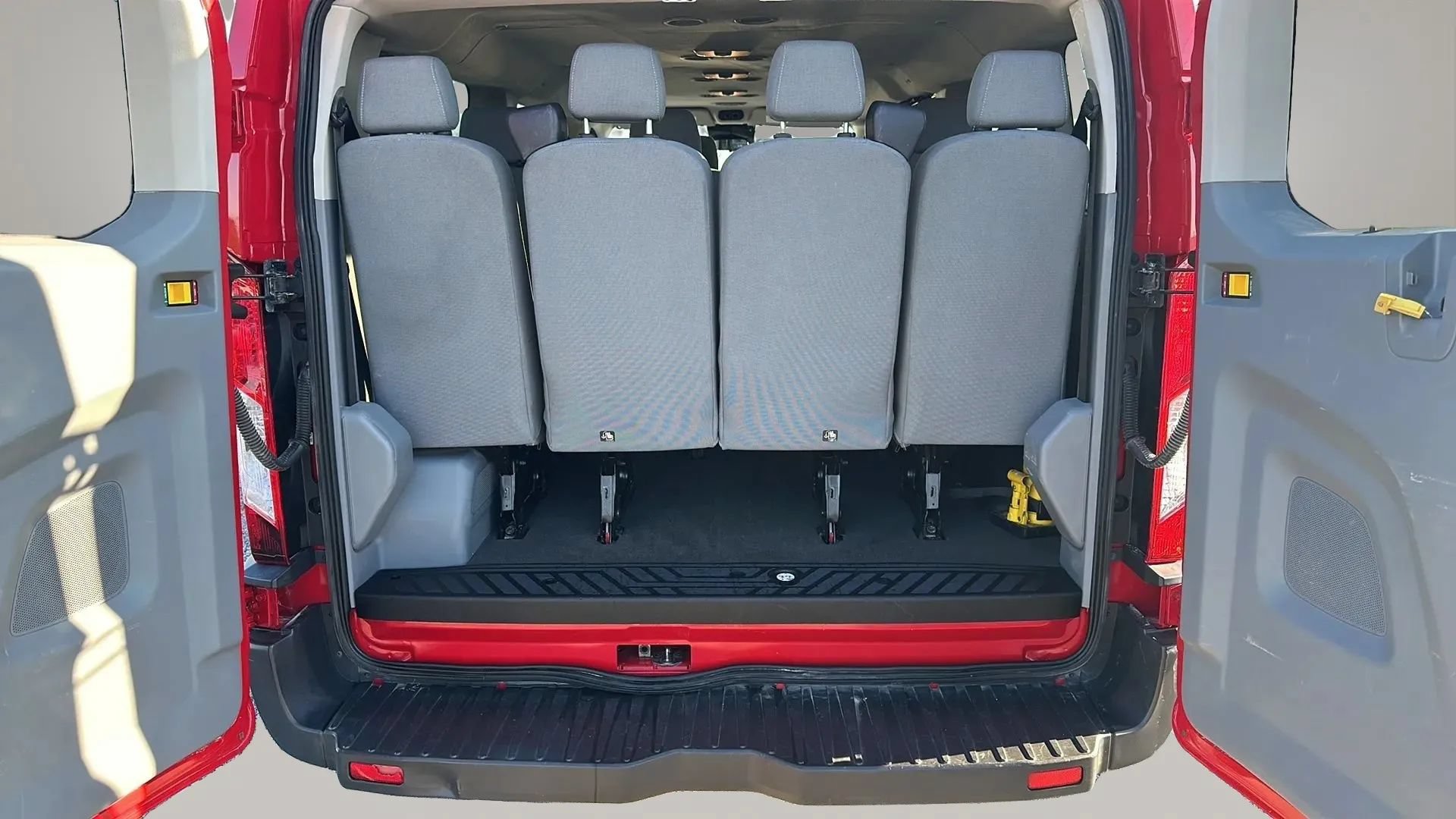 Used 2015 Ford Transit 350 XLT RWD image 19