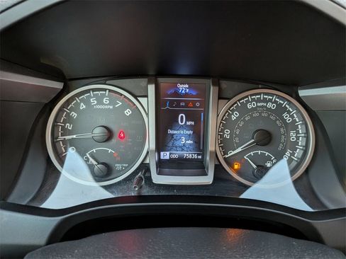 Used 2019 Toyota Tacoma SR5 image 18