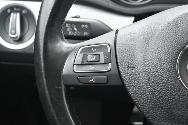 Used 2012 Volkswagen Passat 2.5 SE FWD image 18