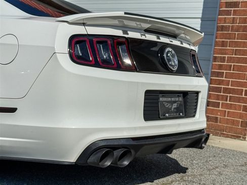 Used 2013 Ford Mustang Shelby GT500 RWD image 23