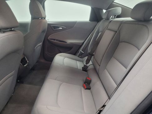 Used 2021 Chevrolet Malibu LT FWD image 18