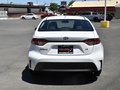 Used 2025 Toyota Corolla LE FWD image 7