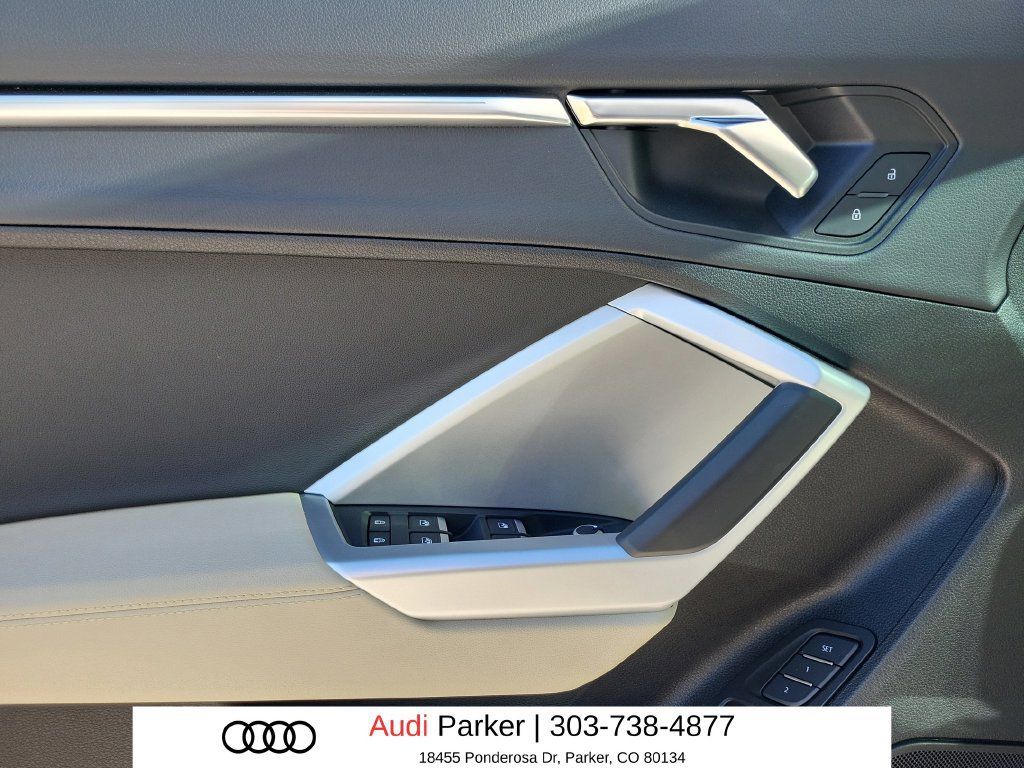 Used 2025 Audi Q3 2.0T Premium Plus w/ Premium Plus Package AWD/4WD image 6