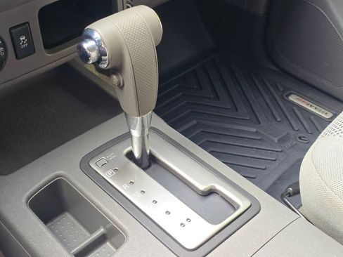 Used 2017 Nissan Frontier SV image 34