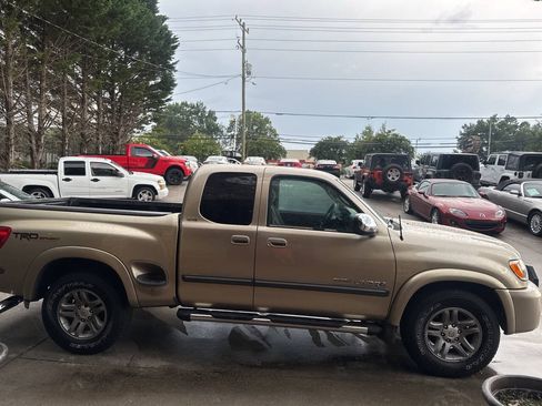 Used 2003 Toyota Tundra SR5 RWD image 5