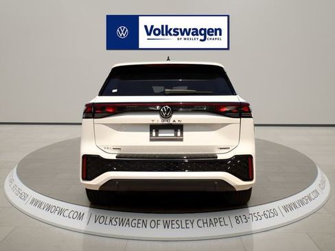 New 2026 Volkswagen Tiguan SEL R-Line AWD/4WD image 6