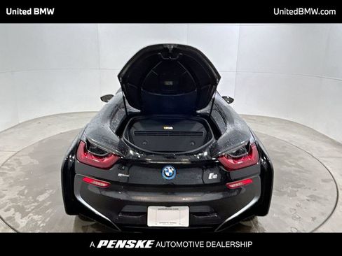 Used 2019 BMW i8 Roadster image 21