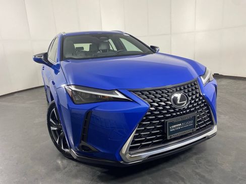 Used 2025 Lexus UX 300h AWD w/ Cold Area Package image 5
