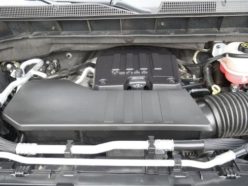 Certified 2022 Chevrolet Silverado 1500 Custom AWD/4WD image 11
