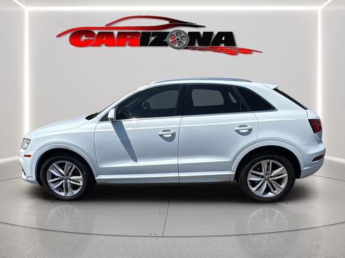 Used 2017 Audi Q3 2.0T Premium Plus w/ Premium Plus Package FWD image 10
