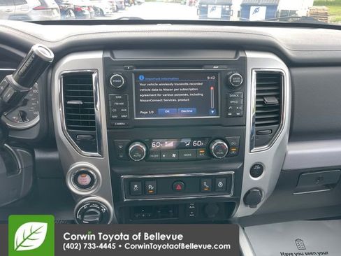 Used 2018 Nissan Titan PRO-4X w/ Pro-4x Convenience Package AWD/4WD image 11