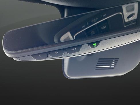 Used 2025 Honda Ridgeline TrailSport image 27