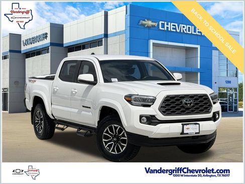 Used 2022 Toyota Tacoma TRD Sport w/ Technology Package AWD/4WD image 1