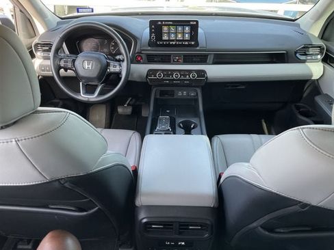 Used 2023 Honda Pilot EX-L image 9