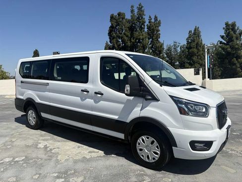 Used 2023 Ford Transit 350 XLT RWD image 35