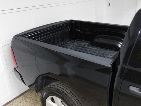 Used 2022 RAM 1500 Express w/ Wheel & Sound Group image 10