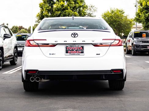 Certified 2026 Toyota Camry Hybrid w/ Convenience Package FWD image 9