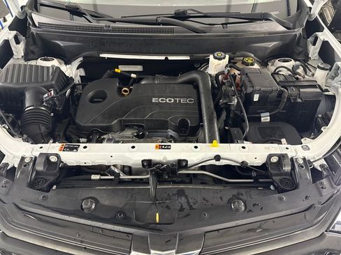 Used 2021 Chevrolet Equinox LT image 18