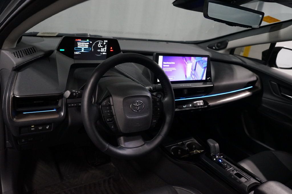 Used 2024 Toyota Prius Limited w/ Limited Premium Package FWD image 11