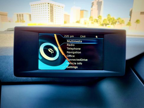 Used 2017 BMW i3 w/ Range Extender image 52