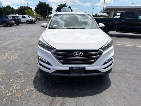 Used 2016 Hyundai Tucson Limited AWD/4WD image 6