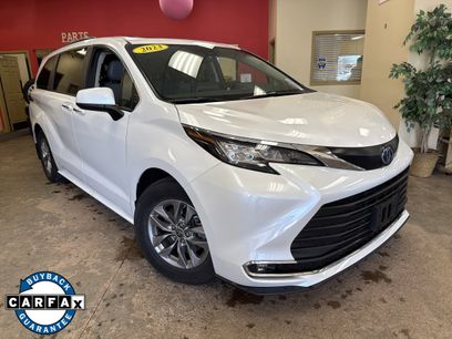Used 2023 Toyota Sienna XLE