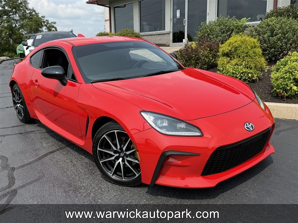 Used 2022 Toyota GR86 w/ ALL Weather Mat Package (TMS) RWD image 1