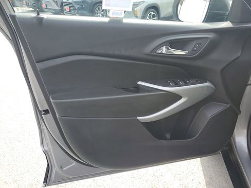 Used 2024 Chevrolet Trax LS w/ Driver Confidence Package image 18