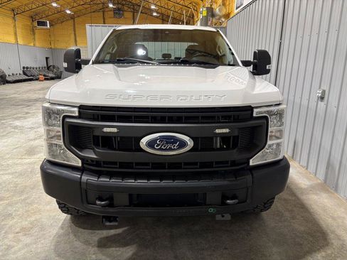 Used 2021 Ford F250 XL w/ Power Equipment Group AWD/4WD image 7