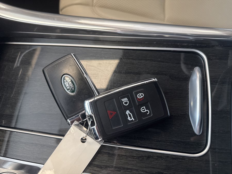 Used 2018 Land Rover Range Rover Sport HSE AWD/4WD image 13