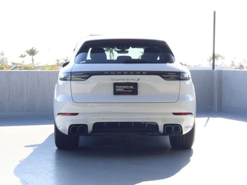 Certified 2023 Porsche Cayenne Turbo S image 10