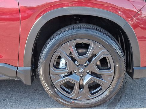Certified 2025 Subaru Ascent Onyx Edition w/ Popular Package #2 AWD/4WD image 8