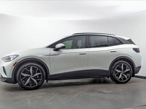 Used 2023 Volkswagen ID.4 S RWD image 3