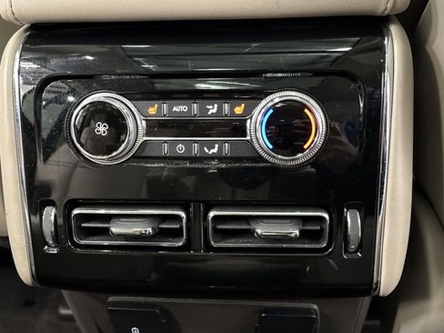 Used 2023 Lincoln Aviator AWD w/ Premium Package image 36