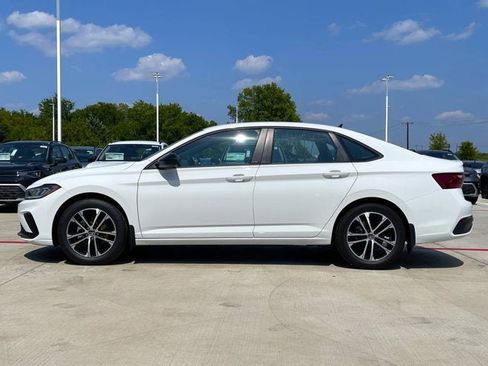 New 2025 Volkswagen Jetta Sport image 4