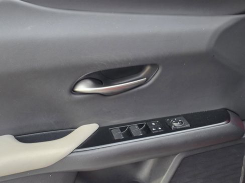 Certified 2024 Lexus UX 250h FWD image 14