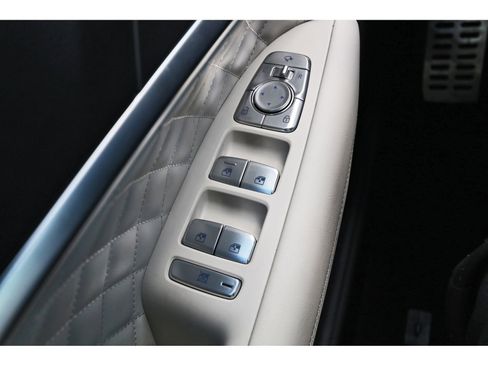 Used 2025 Genesis G70 3.3T Advanced w/ Sport Prestige Package image 22