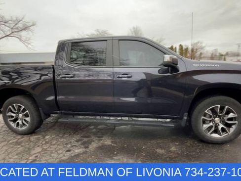 Used 2024 Chevrolet Silverado 1500 LT image 9