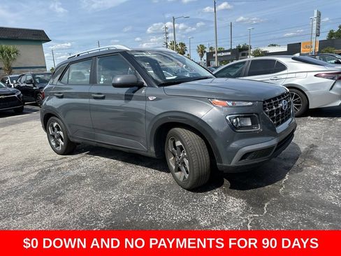 Used 2025 Hyundai Venue SEL FWD image 2