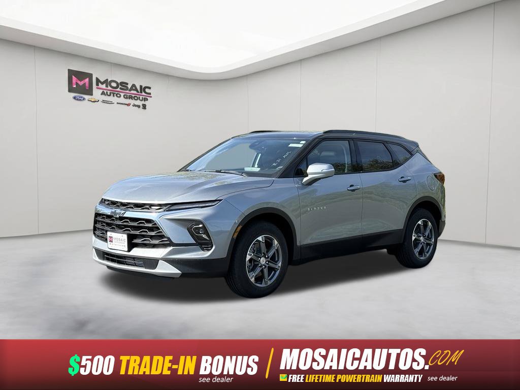 New 2026 Chevrolet Blazer LT w/ Sound & Technology Package AWD/4WD image 3