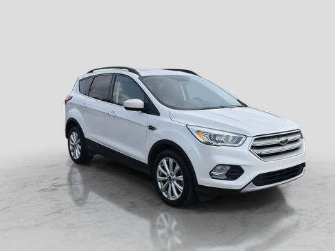 Used 2019 Ford Escape SEL AWD/4WD image 2