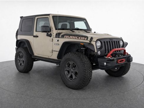 Used 2017 Jeep Wrangler Rubicon AWD/4WD image 8