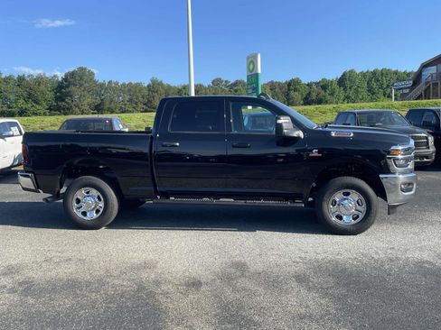 New 2025 RAM 2500 Tradesman image 11
