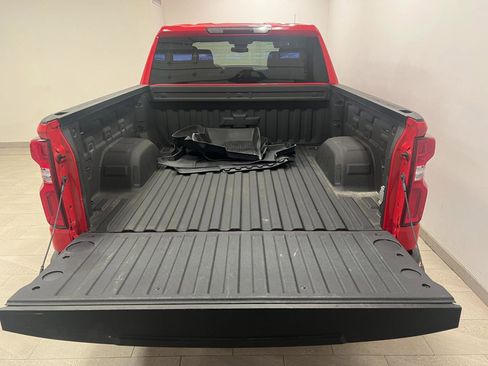 Used 2022 Chevrolet Silverado 1500 RST AWD/4WD image 18