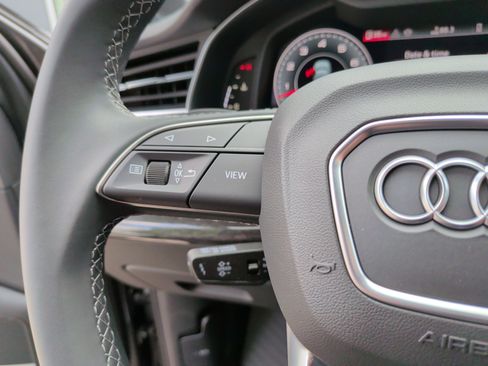 Used 2026 Audi Q7 3.0T Premium Plus image 20