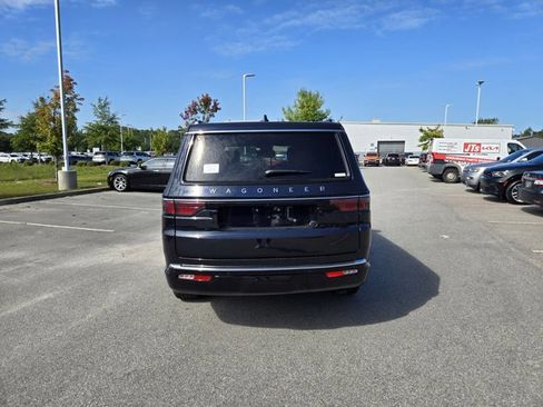 New 2025 Jeep Wagoneer Series III image 7